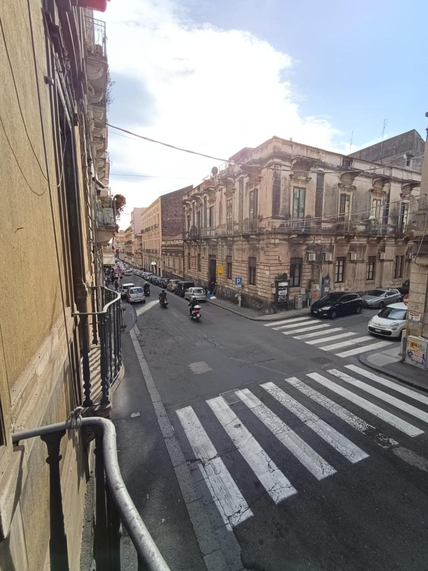 شقة Cortile Dei Sogni كاتانيا المظهر الخارجي الصورة