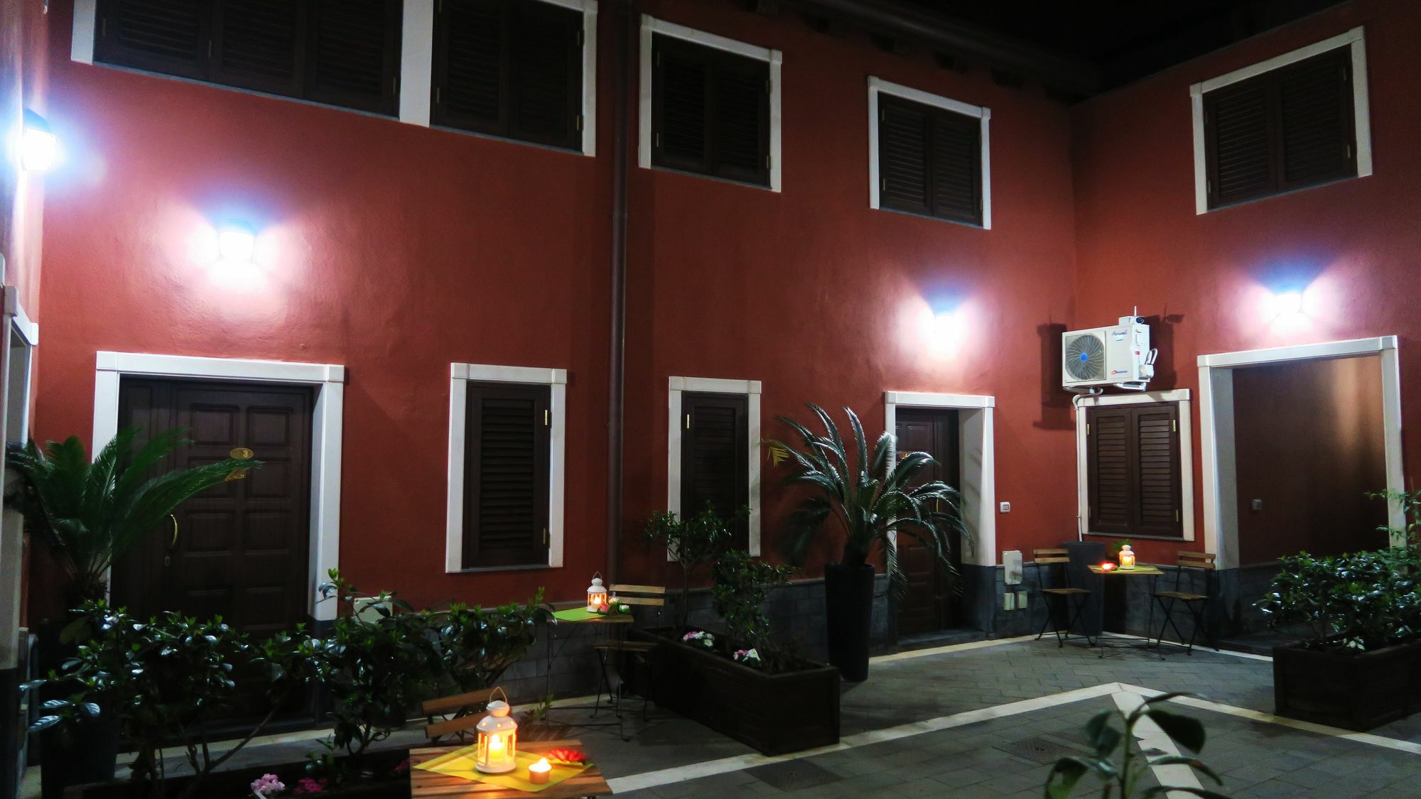 شقة Cortile Dei Sogni كاتانيا المظهر الخارجي الصورة